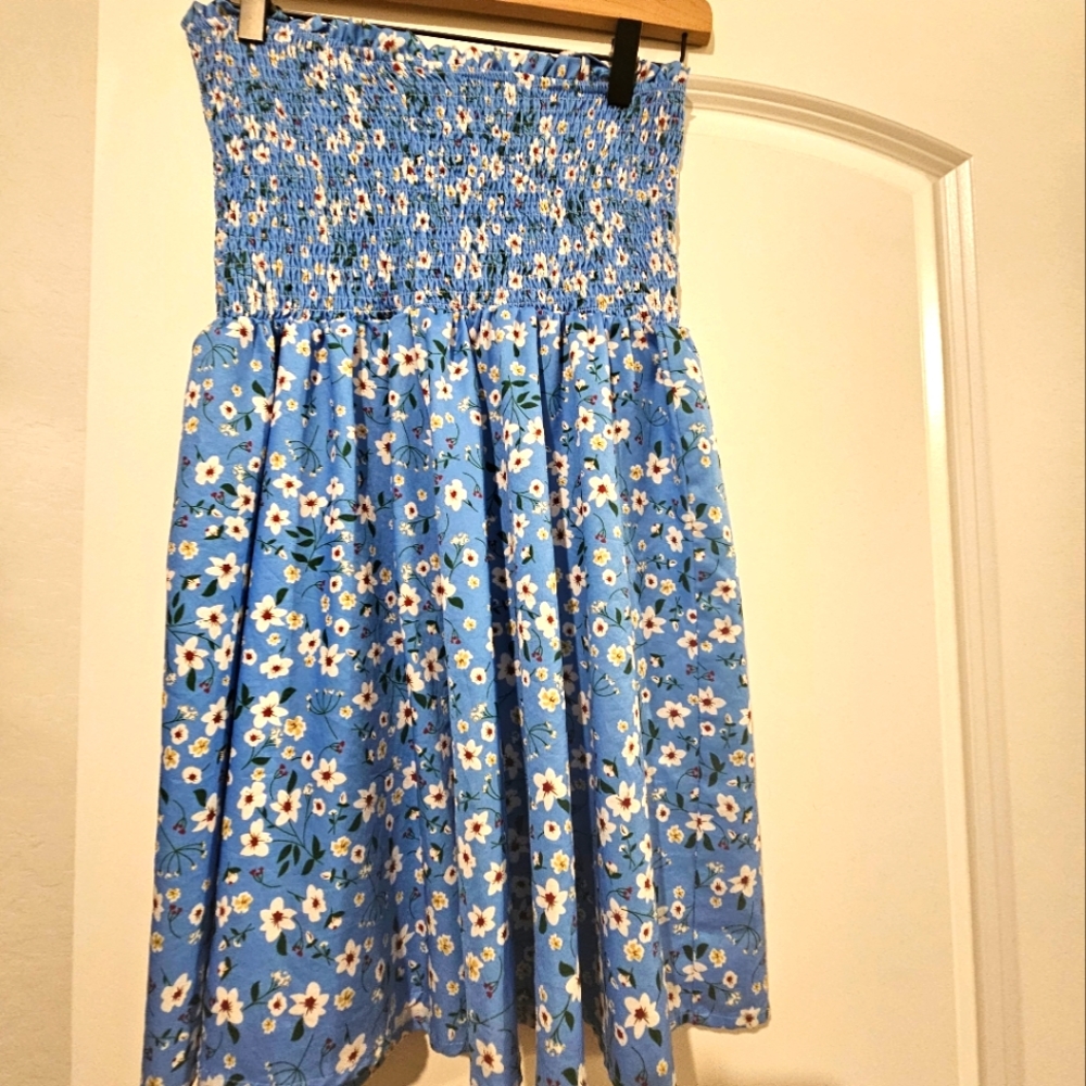 Strapless dress